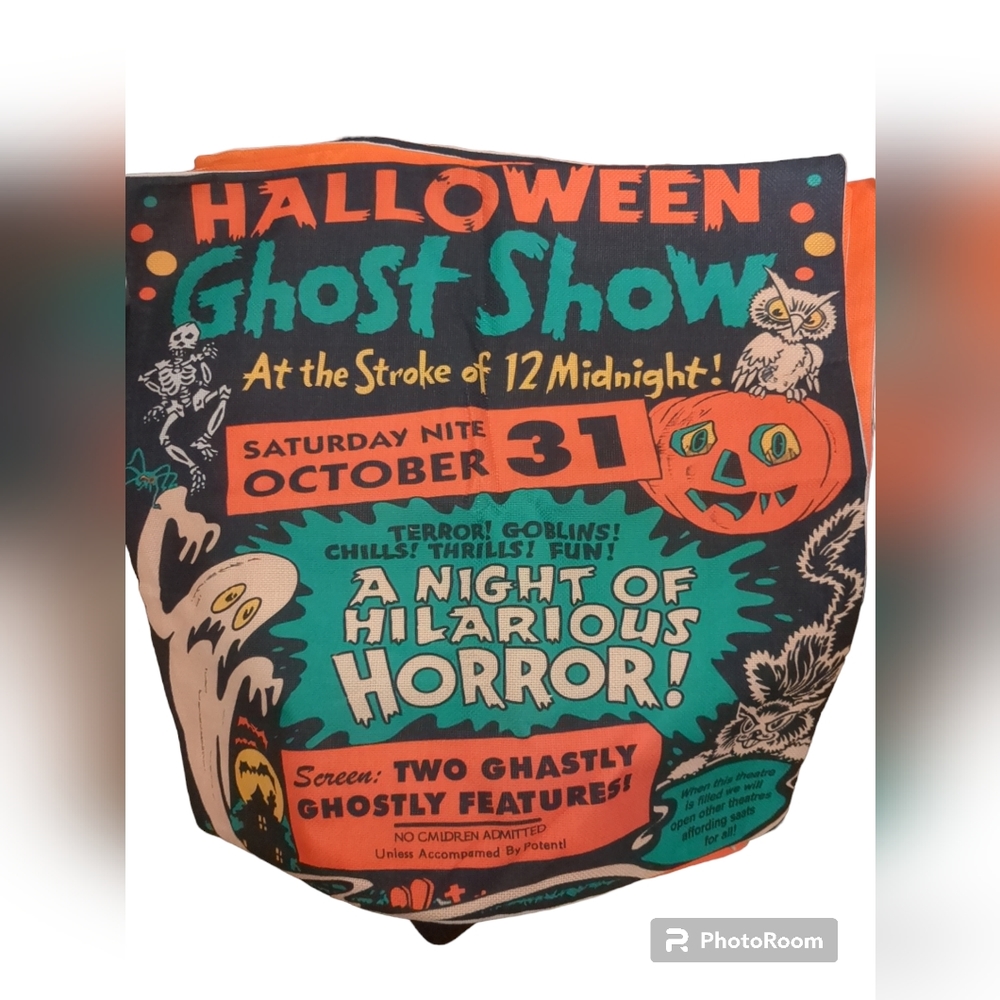 Set of 4 Halloween Decorative  Pillow Cases/ Covers  19"x19" Different Designs